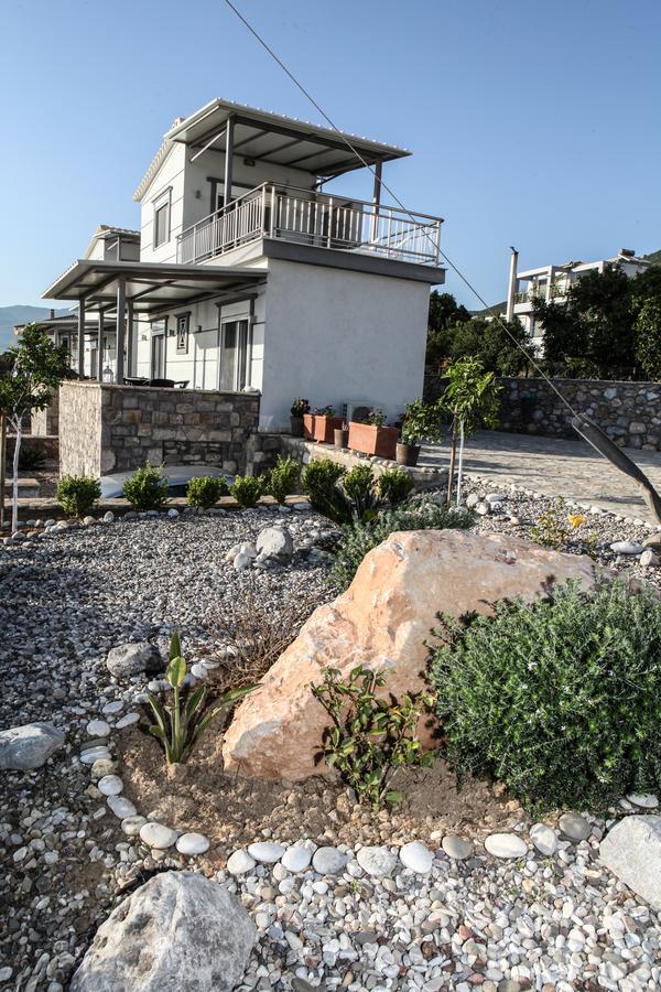 Mountain & Sea Apartment Kalamata Exterior photo